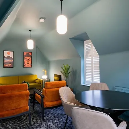 Mortimer Road Apartment Bristol