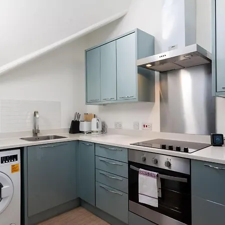 Mortimer Road Apartment Bristol